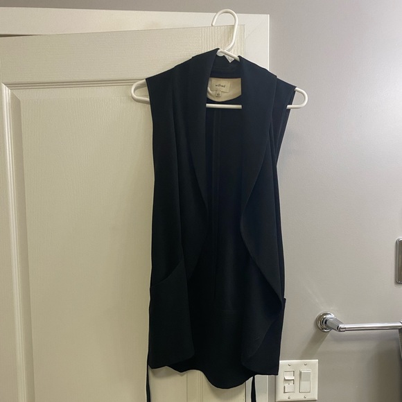 Aritzia Wilfred wrap/blouse - Picture 2 of 4